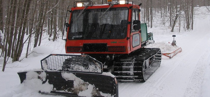 LMC1800雪地车