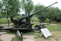 72式85毫米高射炮